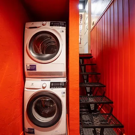 5 Vintage Hostel *